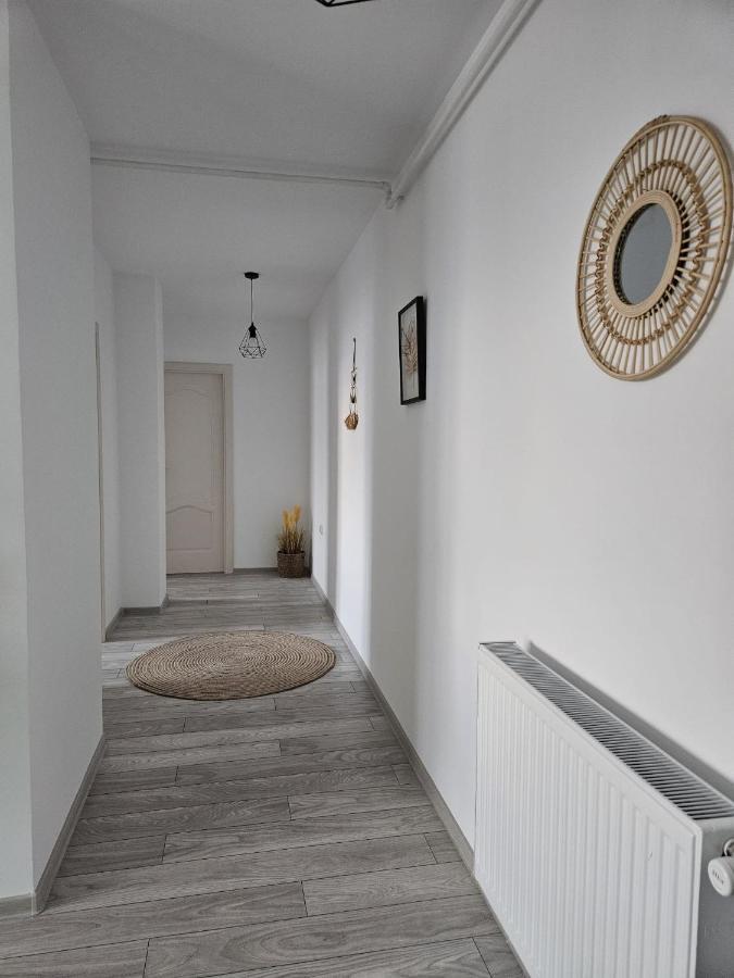 Tei Residence Piatra Neamţ Exteriér fotografie