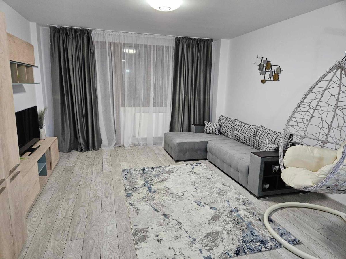 Tei Residence Piatra Neamţ Exteriér fotografie