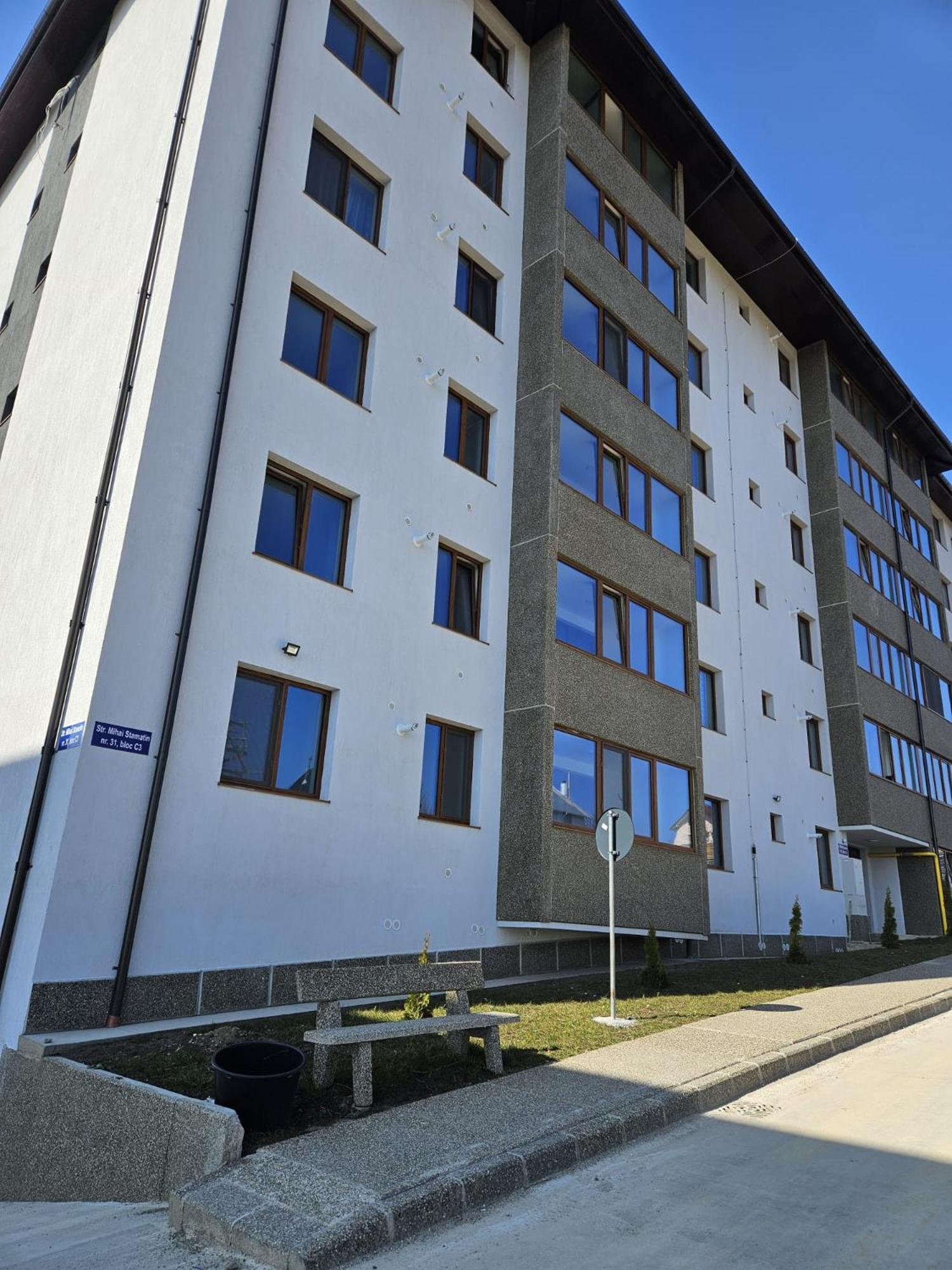 Tei Residence Piatra Neamţ Exteriér fotografie